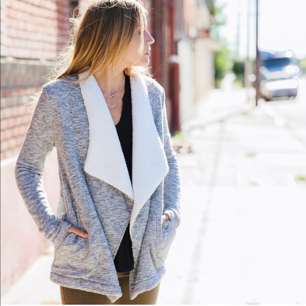 NWT // Z Supply Sherpa Sweater Cardigan - Picture 4 of 8